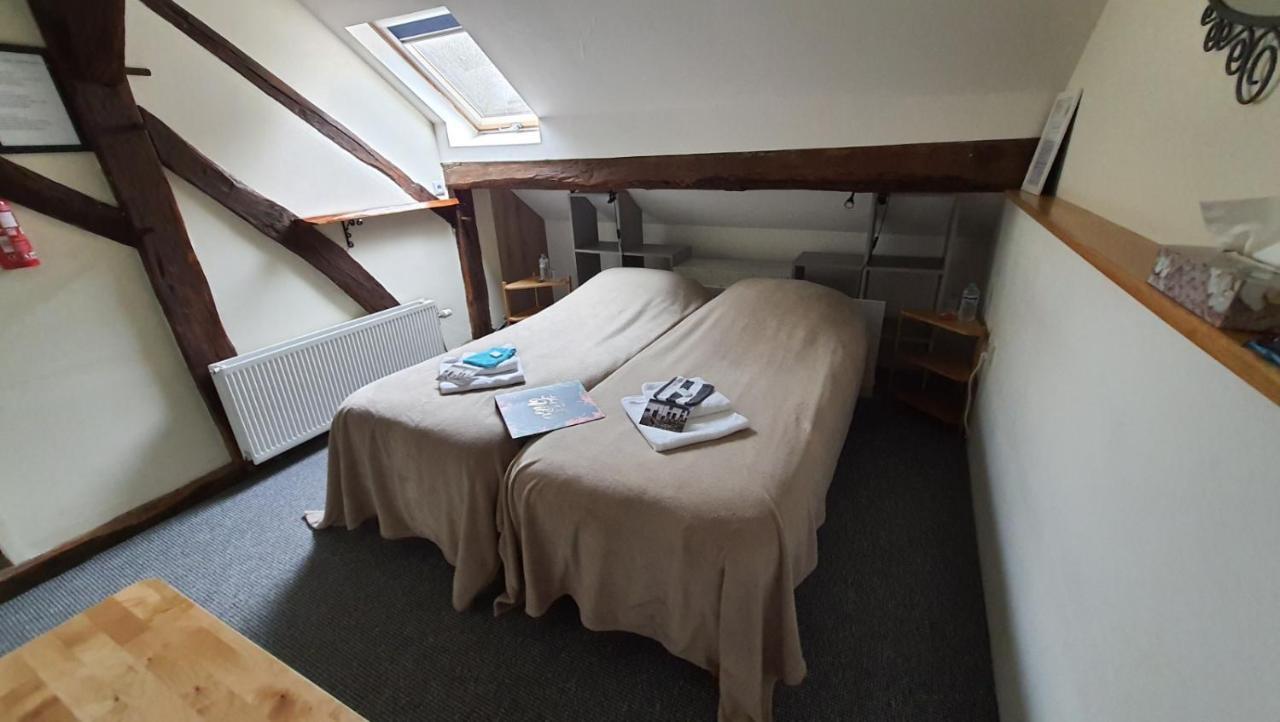 Bed and Breakfast La Fermette Blanche Nadrin Экстерьер фото