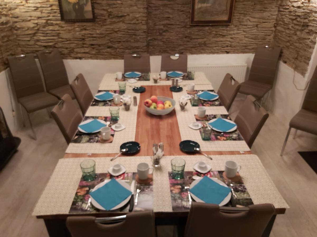 Bed and Breakfast La Fermette Blanche Nadrin Экстерьер фото