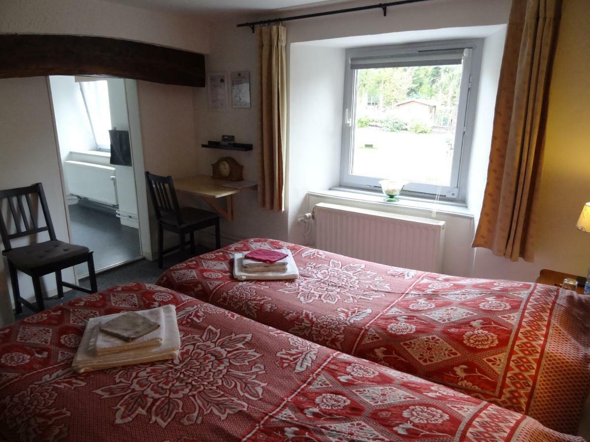 Bed and Breakfast La Fermette Blanche Nadrin Экстерьер фото
