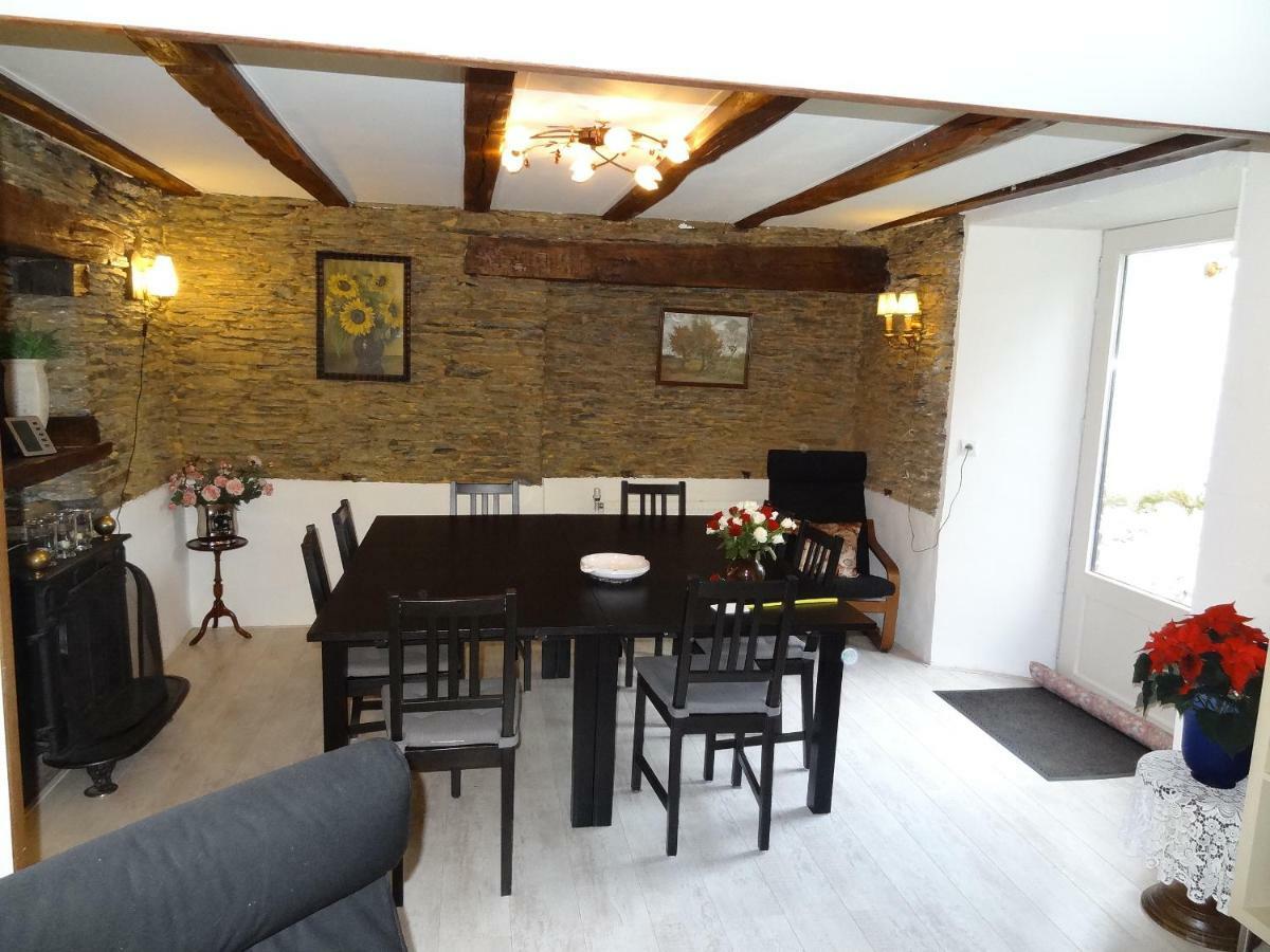 Bed and Breakfast La Fermette Blanche Nadrin Экстерьер фото