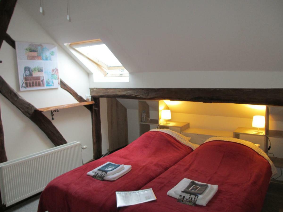 Bed and Breakfast La Fermette Blanche Nadrin Экстерьер фото