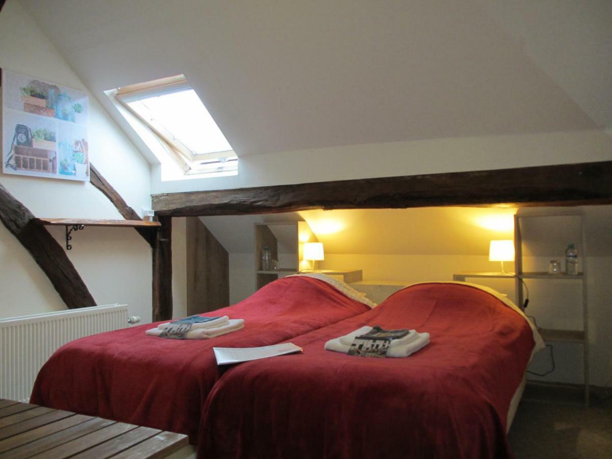 Bed and Breakfast La Fermette Blanche Nadrin Экстерьер фото